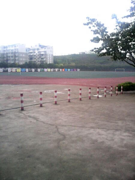 資中二中、水南實(shí)驗(yàn)小學(xué)校園路段通車了