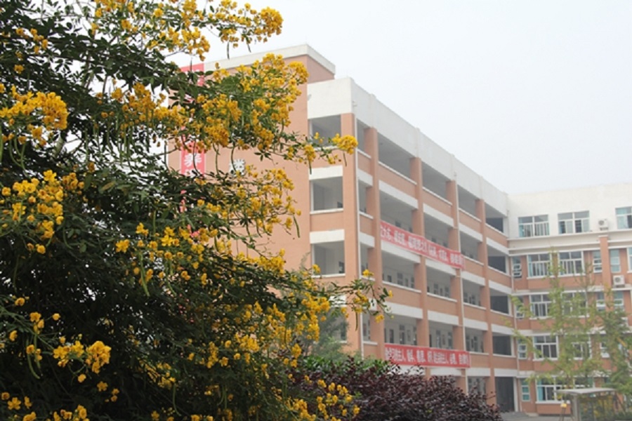 綿陽南山中學實驗學校校園環(huán)境怎么樣？