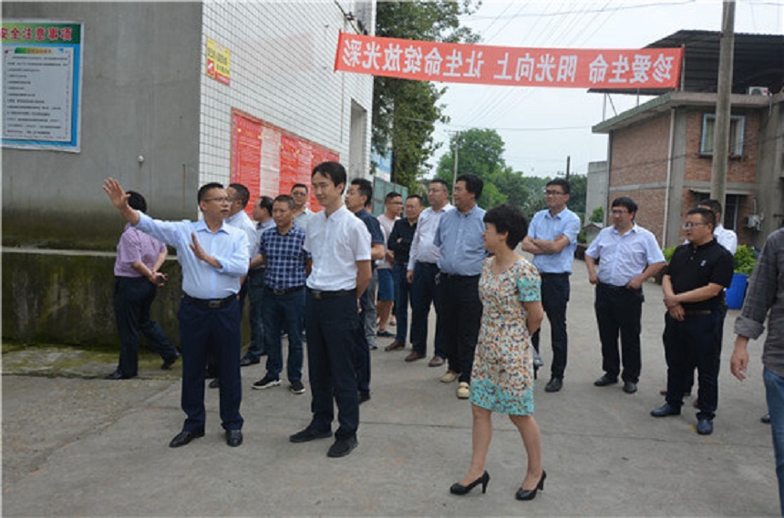 龍正中學(xué)2020年中考分?jǐn)?shù)線是多少？