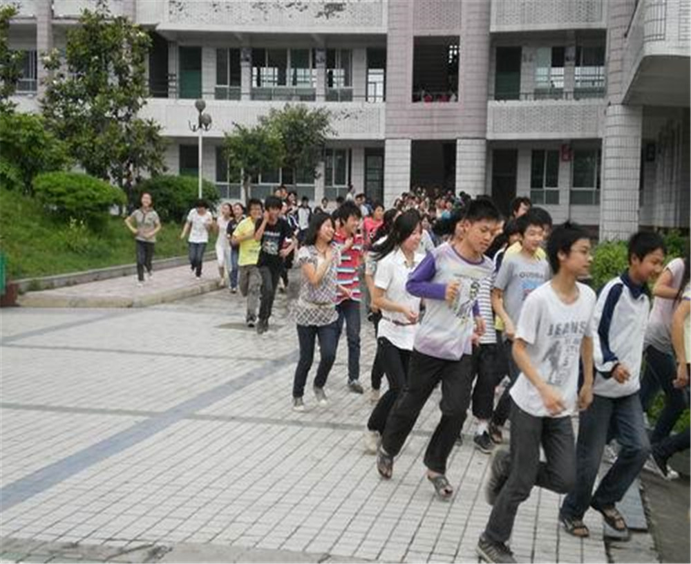 渠縣涌興中學(xué)2020年招生簡(jiǎn)章在哪兒看？