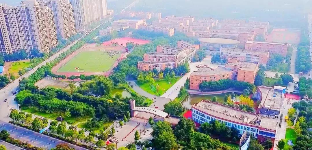 成都七中實驗學校2020年的招生計劃是多少？