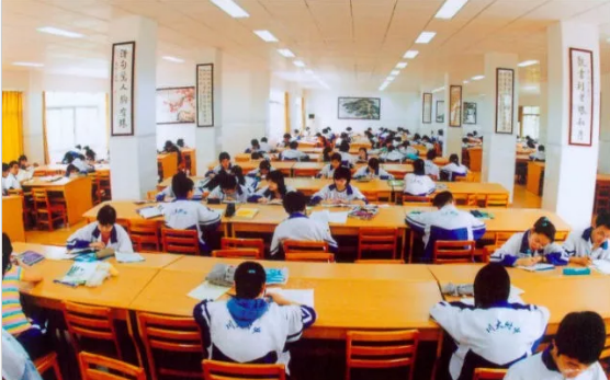 成都十二中（四川大學附屬中學）的升學率是多少？