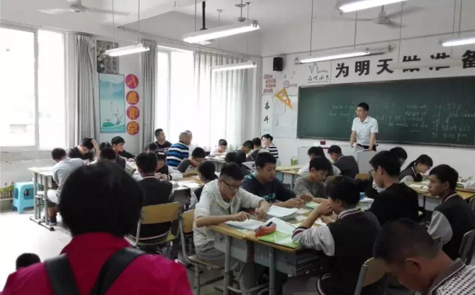 北大附中成都新津?yàn)槊鲗W(xué)校的住宿環(huán)境怎么樣？