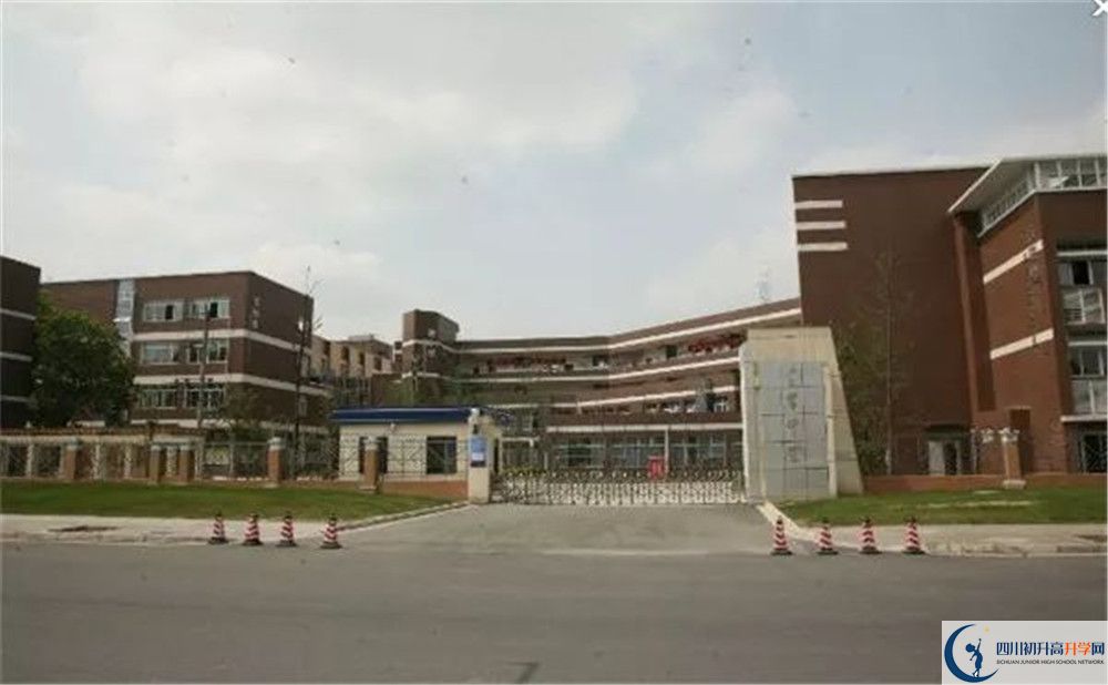 金牛中學2020年清華北大上人數(shù)是多少？