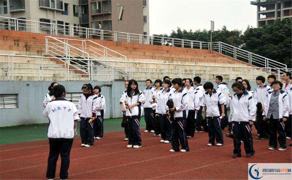 成都樹德中學(xué)光華校區(qū)住宿費(fèi)用是多少錢？