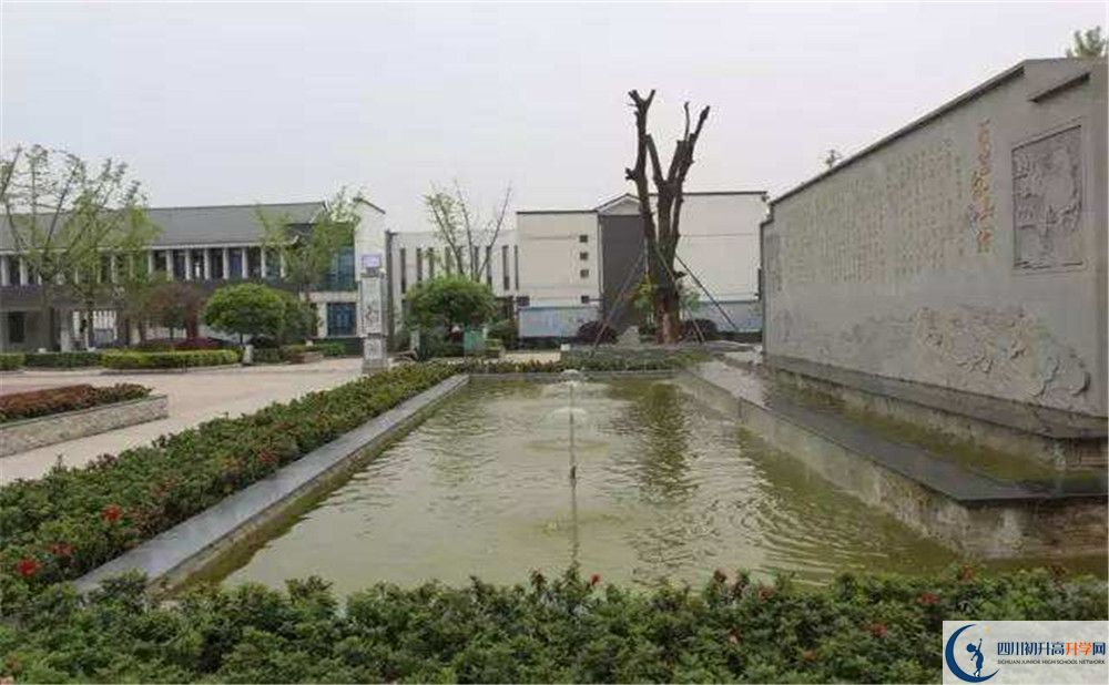石室白馬中學的自主招生分數(shù)是多少分？