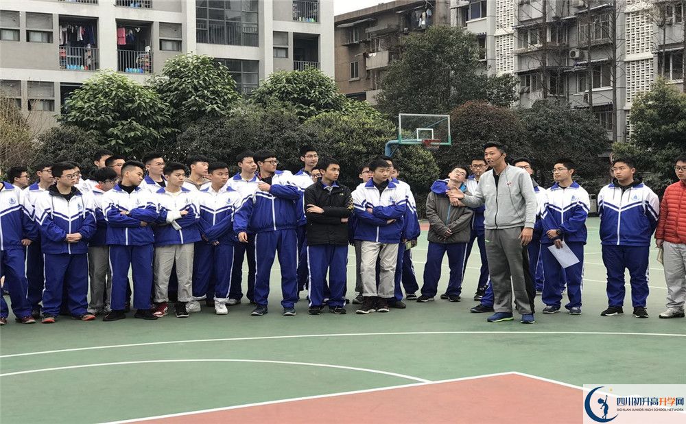 成都大學(xué)附屬中學(xué)初升高難不難？