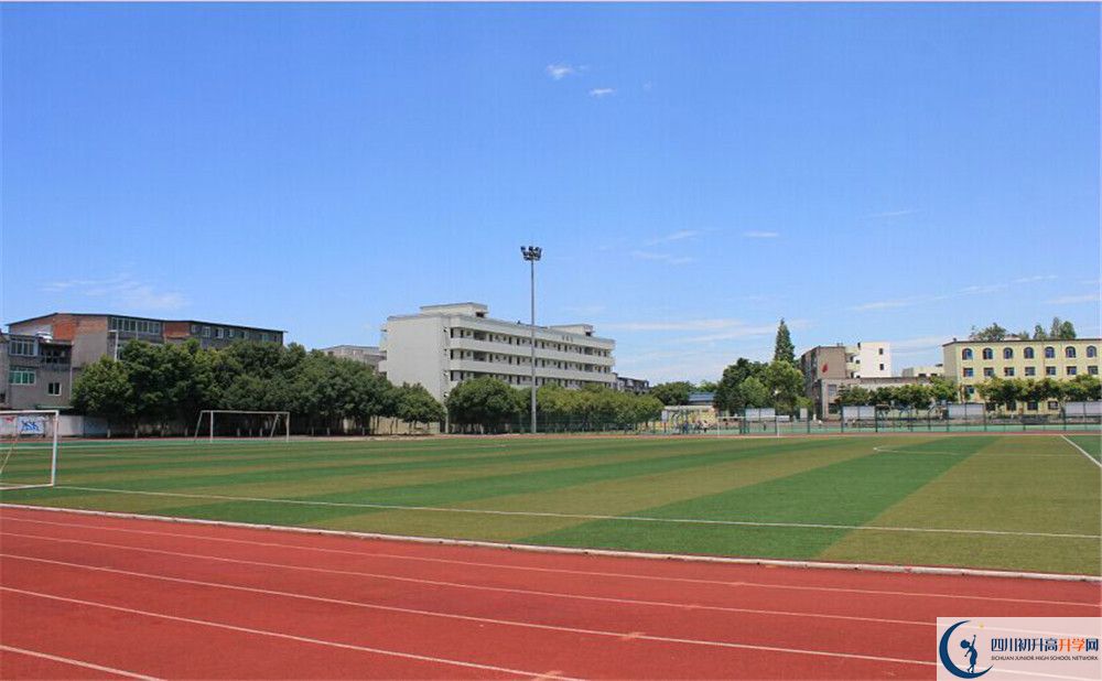 成都市籍田中學招生考試科目有哪些？