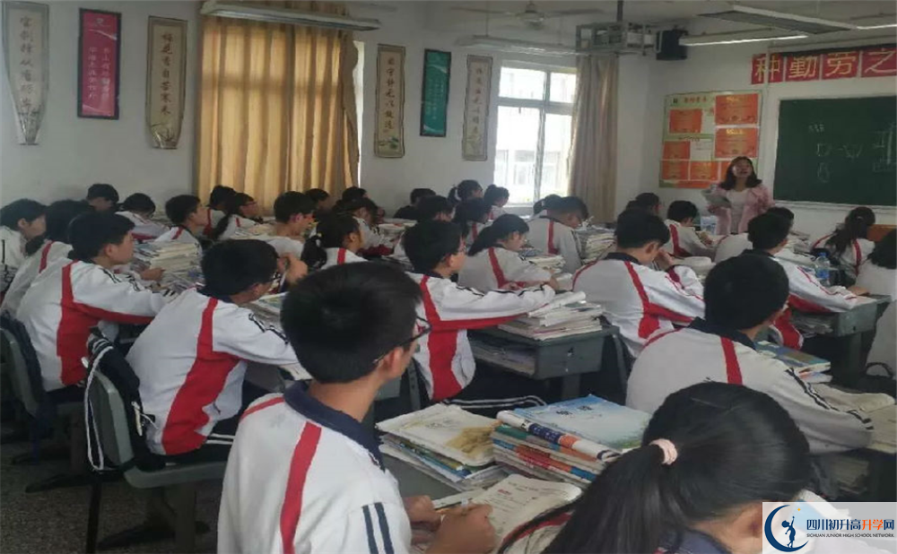 濛陽中學(xué)平行班與實(shí)驗(yàn)班差多少？
