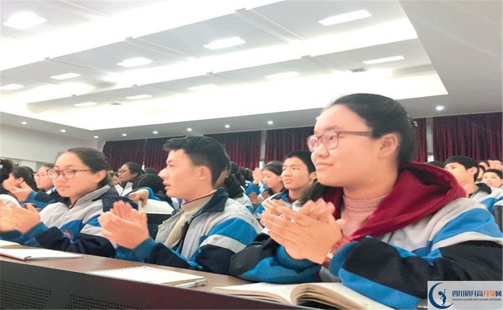 成都西藏中學(xué)高2020屆高三階段檢測試題語文難嗎？