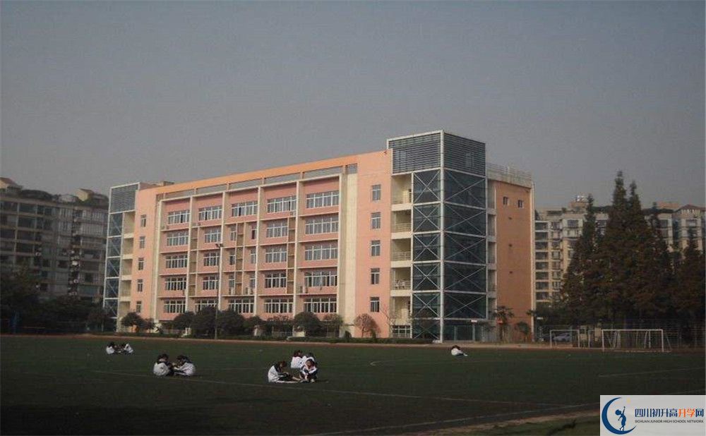 成都十八中2020年高考人數(shù)是多少？