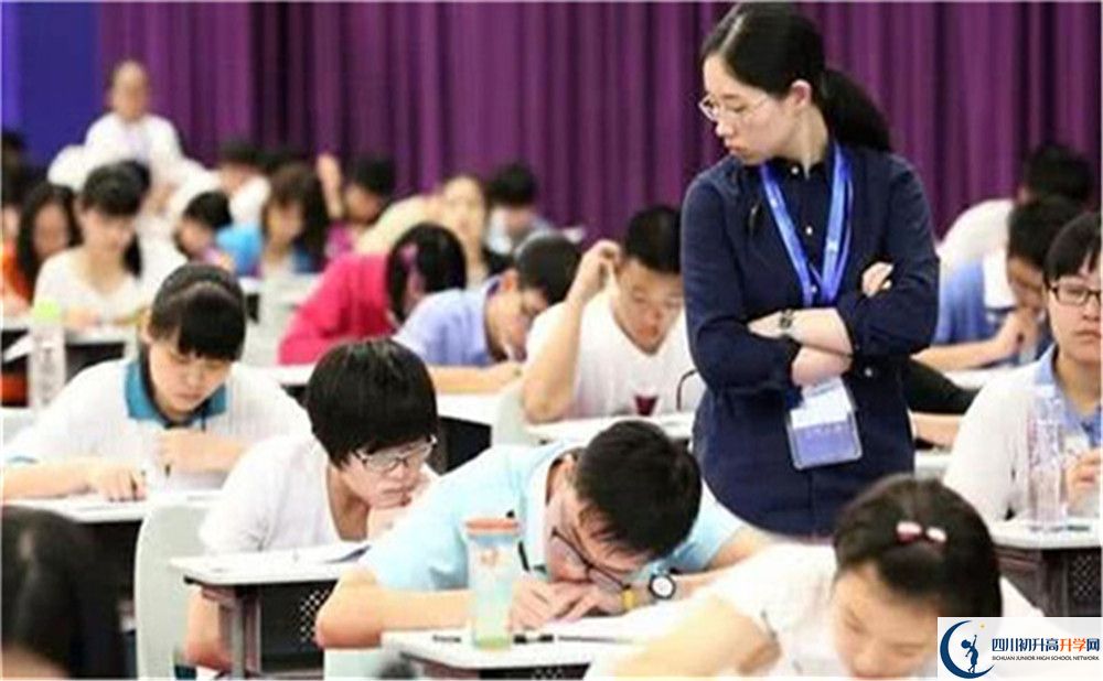 2023年成都市大彎中學(xué)考清華北大人數(shù)有多少？